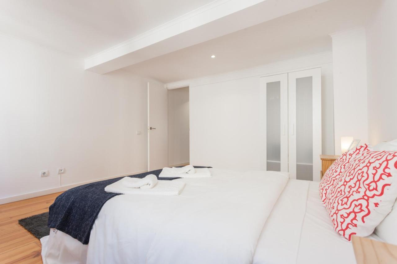 Apartments Center Castelo Lisbon Exterior photo